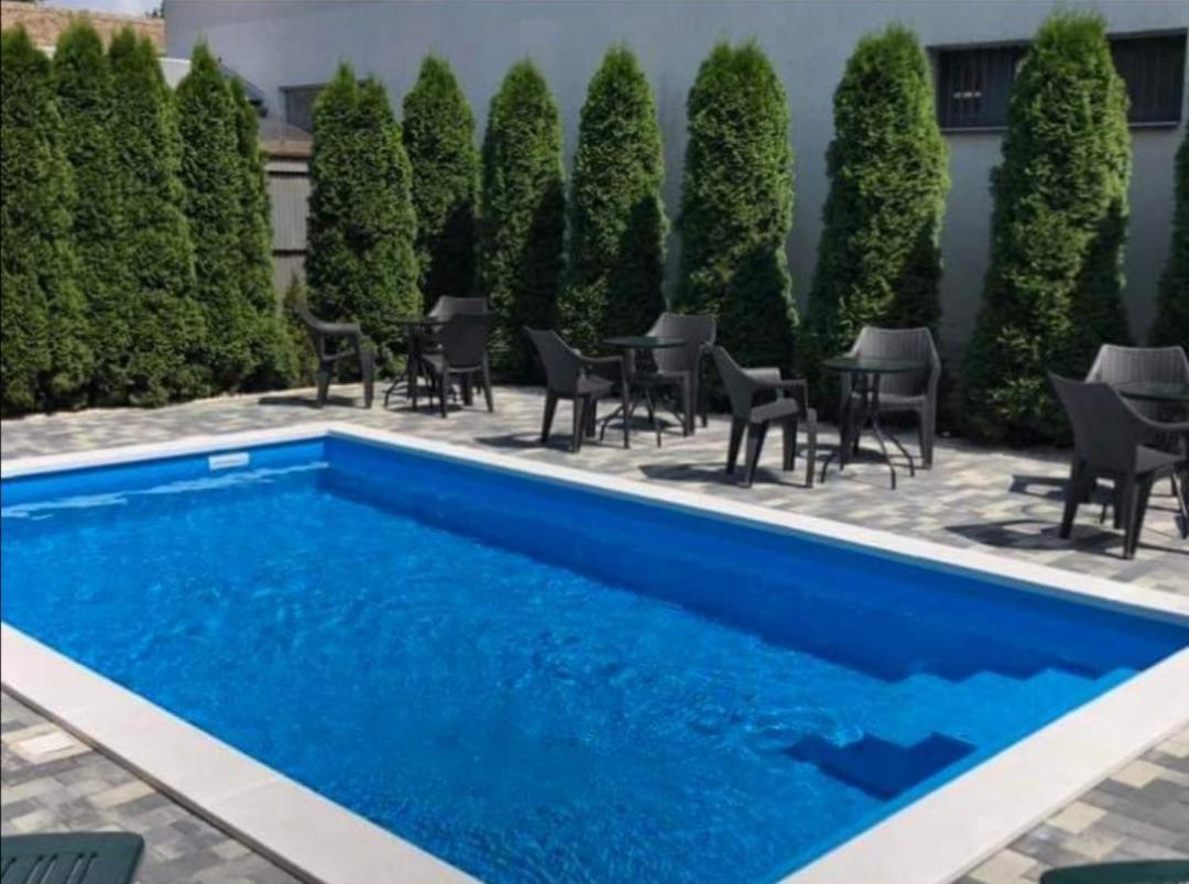 Hotel Brill 오라샤자 외부 사진