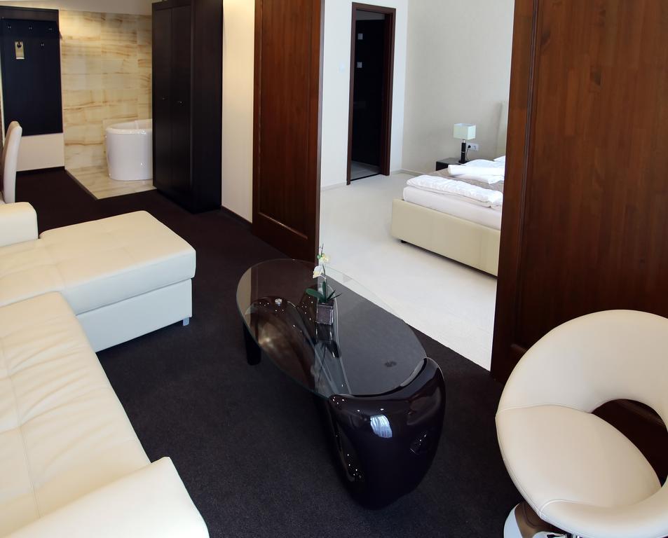 Hotel Brill 오라샤자 객실 사진