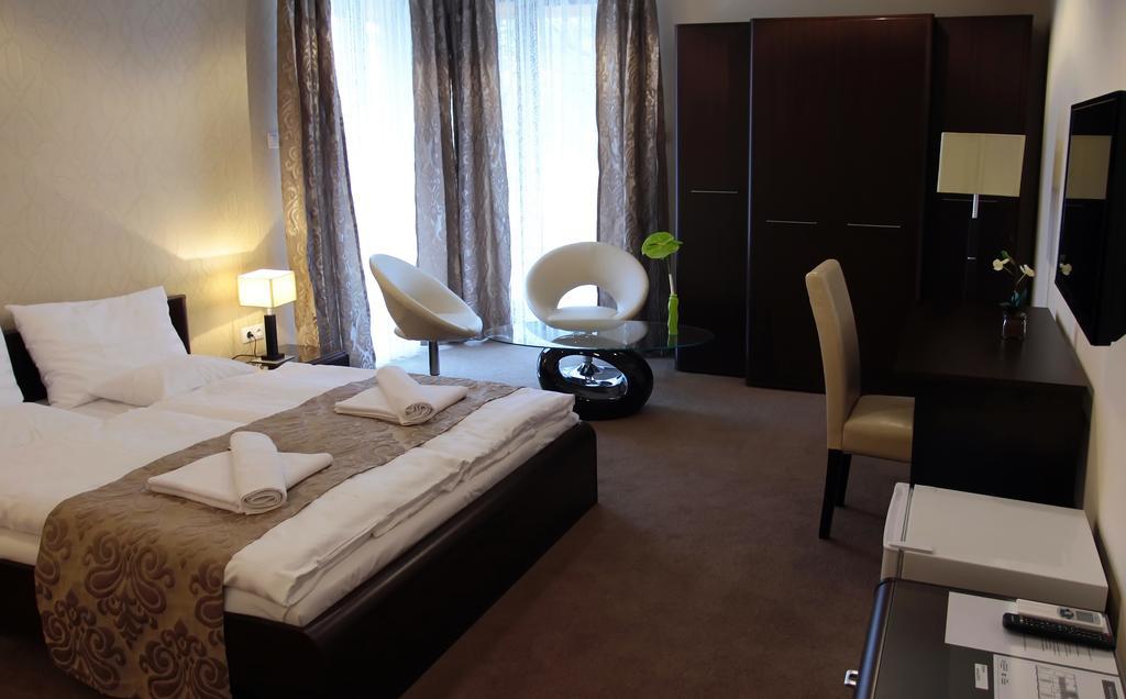 Hotel Brill 오라샤자 객실 사진